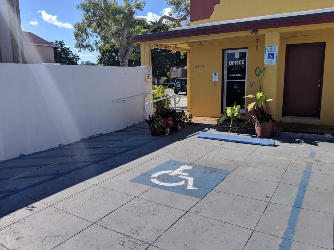 Ramona Motel Miami Exterior photo